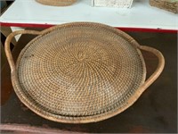 WICKER AND WOOD SERVING TRAY