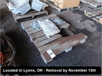 LOT, MISC TRUCK CHAINS ON THIS PALLET