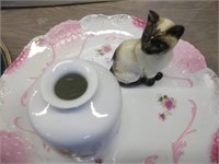 CHINA PLATES, CAT FIGURINE, CREAM PITCHER