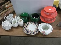 LOT PLASTIC TOY LDR, SEAL CONTAINERS,