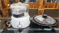 Pair of like new small appliances.