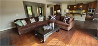 SOFAS W/ACCENT PILLOWS