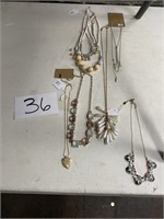 Lot of 6 Necklaces