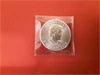 5 DOLLAR 2015 ELIZABETH CANADA SILVER COIN