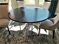 DINING ROOM TABLE WITH 4 CHAIRS