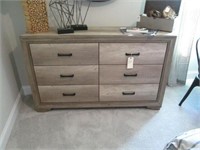 6-DRAWER DRESSER