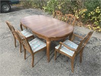 Vintage Wood Dining Room Table W/5 Chairs