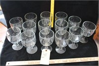 Set of 14 vintage glasses