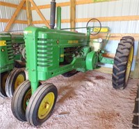 1950 JOHN DEERE MODEL B - ROW CROP TRACTOR