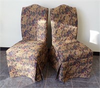 PAIR OF UPHOLSTERED SIDE CHAIRS
