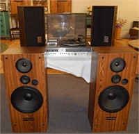Vintage Panasonic  Stereo System with Speakers