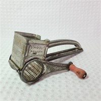 Mouli Metal Cheese Grater