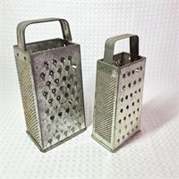 Set Of Two Graters