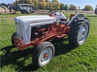 Ford 600 tractor, WF, Restored, Sherman overdrive