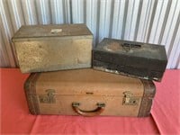 Suitcase & money boxes