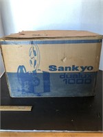 Sankyo dualux 1000 Projector in original box