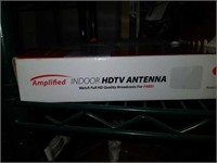 Indoor HDTV antenna