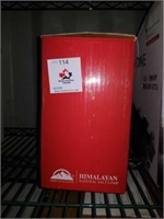 Himalayan natural salt lamp