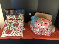 Quilt & Decorative Pillows