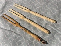 Lot of 3 Celluloid Picke Forks