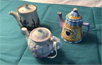 Set of 3 Mini Teapots