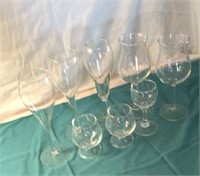Lot of 8 Clear Glass Pedestal Glasses