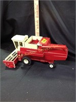 Toy IH Combine