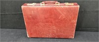 Vintage leather brief case approx 18"x4"x14"