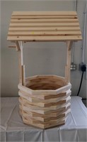 wooden wishing well 25x42x22