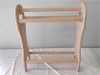 wooden quilt rack 26x30