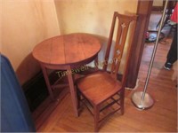 Mission oak style table and chair