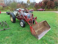 1952 FORD 8N WITH LOADER & 5FT BUCKET HAS WELDS