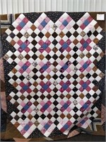 Nine Patch Jewels quilt  - pieced