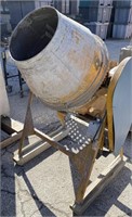 Gilson Mixer model 59015B cement mixer with