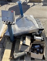 Pallet lot of digital scales, hydraulic cylinders