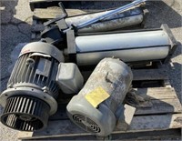 Pallet lot with electric motors, oil pump and