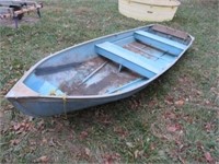 12' x 4' Aluminum Boat