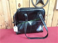 Black Thirty-One Purse