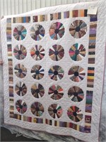 Dresden plate pieced/appliqued quilt