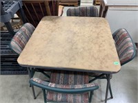 CARD Table w/ 4 Chairs