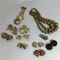 Vintage Jewelry Sets Pendants More