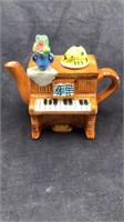 Ceramic Novelty Piano Teapot