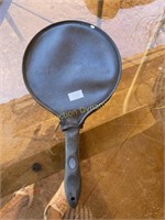 Magnifying Glass in Case