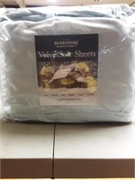 Velvet soft 6 pc cal king sheet set