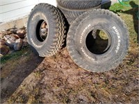 2- Buckshot Radial Mudder Tires-QR 78-15LT