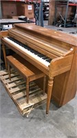 Whurlitzer baby grand piano, needs tuning