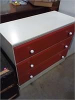 Small chest 3 drawer