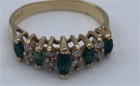 14K Emerald & Diamond Estate Ring
