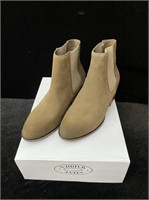 Steve Madden Taupe Booties