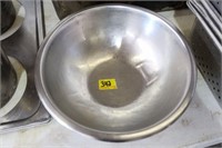 3 pc 13" stainless mixing bowls